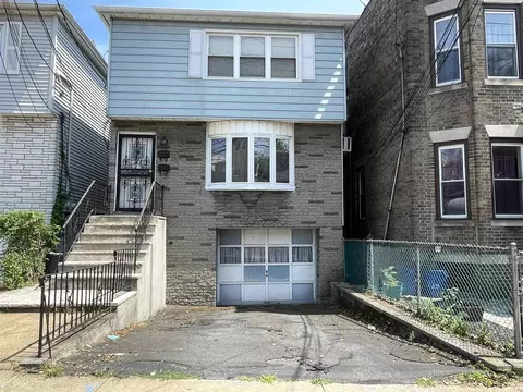 318 Arlington Ave, Jersey City, NJ 07304