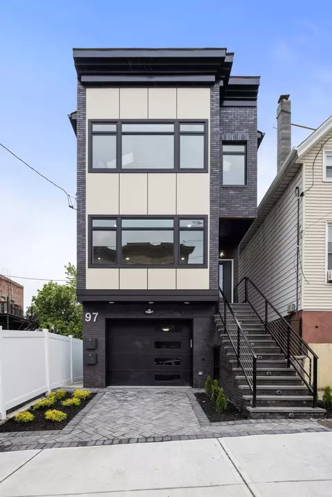 97 North St #1, Jersey City, NJ 07307