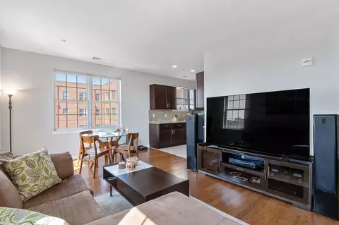 1209 Summit Ave #416, Jersey City, NJ 07307