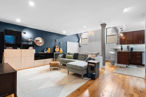 118 Leonard St #6, Jersey City, NJ 07307