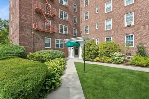 8350 Blvd E #4B, North Bergen, NJ 07047