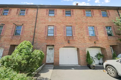 3683 Meadow Ln #3683, North Bergen, NJ 07047