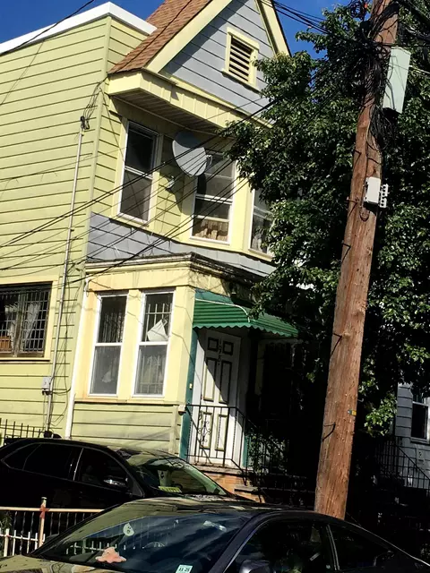 198 Lexington Ave, Jersey City, NJ 07304
