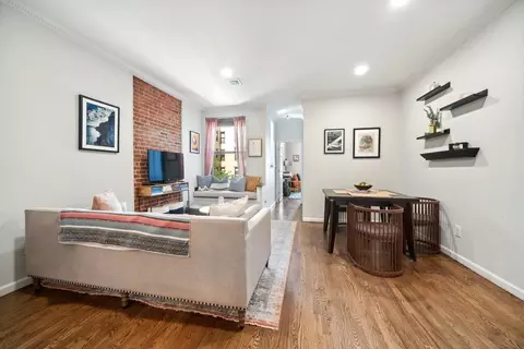 214 Park Ave #3L, Hoboken, NJ 07030