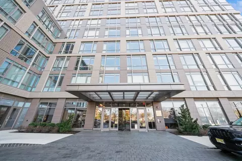 75 Park Ln S #408, Jersey City, NJ 07310