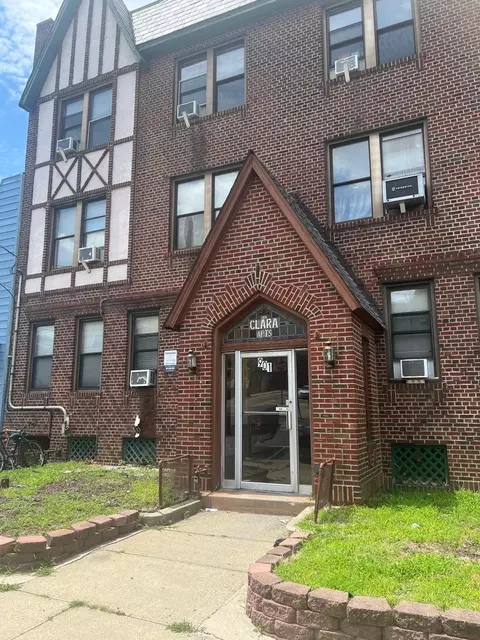 901 Grand Ave #4A, North Bergen, NJ 07047
