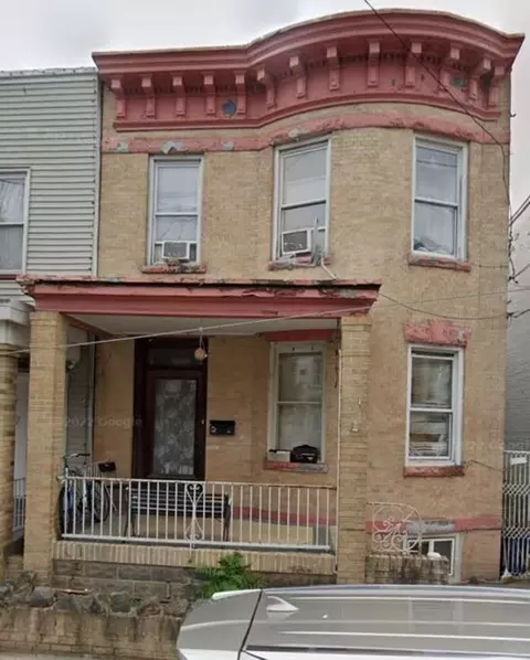 6029 Tyler Pl, West New York, NJ 07093