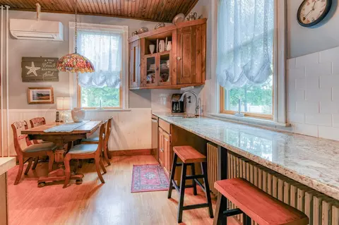 Kitchen - 215 Walnut Ave, Beverly, NJ 08010 photo 4 of 6