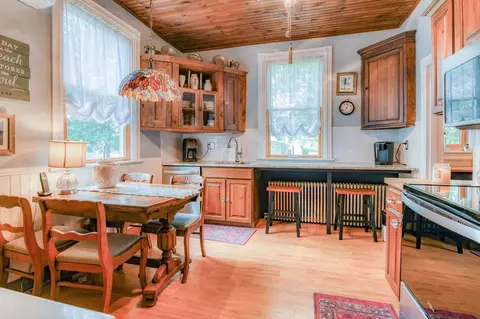 Kitchen - 215 Walnut Ave, Beverly, NJ 08010 photo 1 of 6