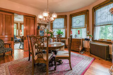 Dining - 215 Walnut Ave, Beverly, NJ 08010 photo 4 of 4