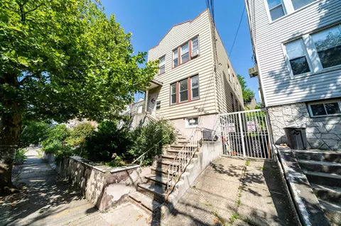 184 Terrace Ave, Jersey City, NJ 07307
