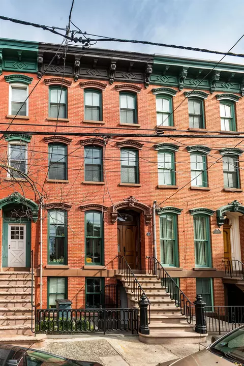 36 Erie St, Jersey City, NJ 07302