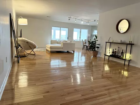 8200 Bulls Ferry Rd #9C, North Bergen, NJ 07047