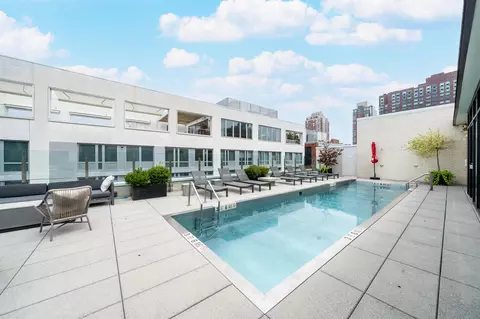 160 1st St #206, Jersey City, NJ 07302