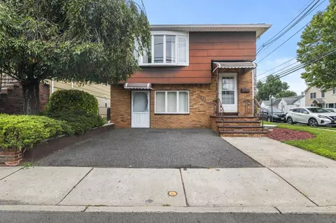 260 Front St, Secaucus, NJ 07094