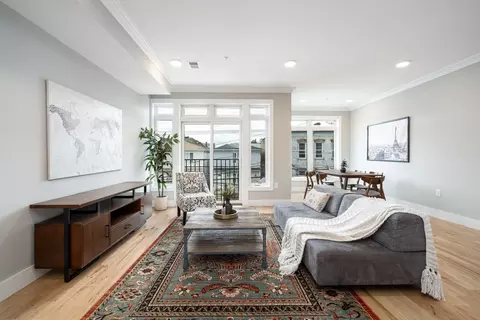 90 Webster Ave #3, Jersey City, NJ 07307