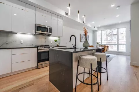 39 Boyd Ave #2, Jersey City, NJ 07304