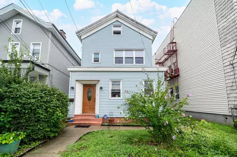 277 Cator Ave, Jersey City, NJ 07305