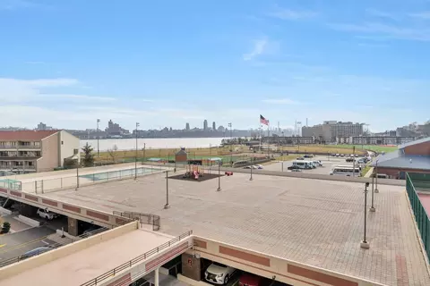 1203 River Rd #PH 2, Edgewater, NJ 07020 photo 29