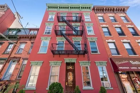 299 8th St #4R, Jersey City, NJ 07302