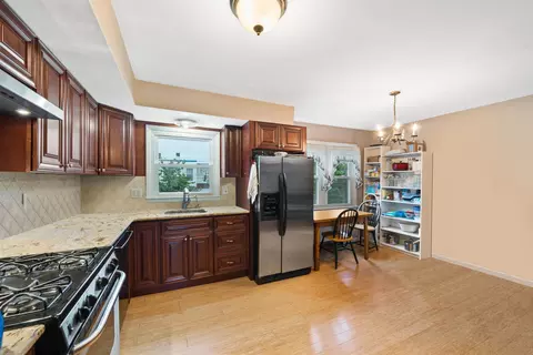 126 58th St, West New York, NJ 07093