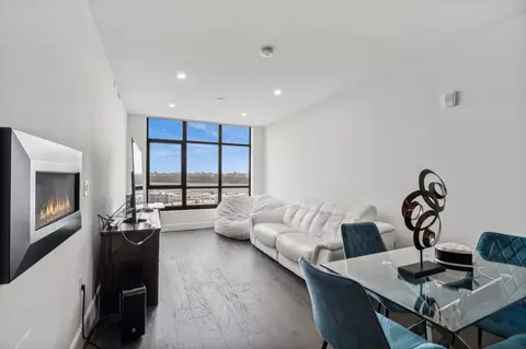 8701 Churchill Rd #1406, North Bergen, NJ 07047