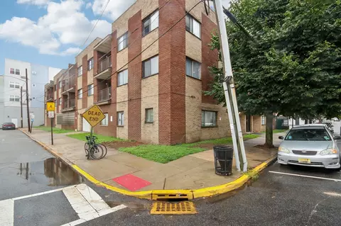 603 55th St #314, West New York, NJ 07093