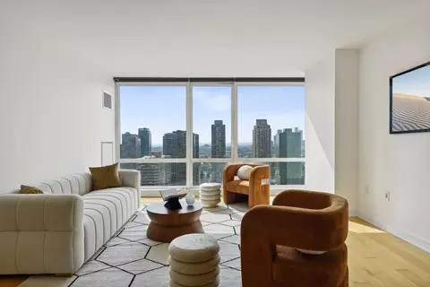 2 2nd St #3207, Jersey City, NJ 07302