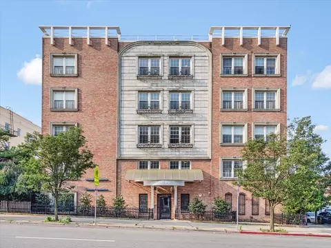 45 Broadway #102, Jersey City, NJ 07306