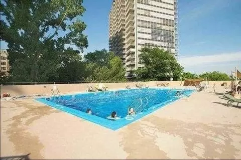 6040 Blvd E #10J, West New York, NJ 07093