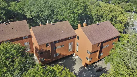 548 Sanderling Ct #548, Secaucus, NJ 07094