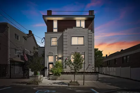 310 4th St # 4, Union City, NJ 07087