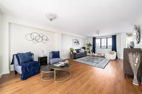 205 10th St #6P, Jersey City, NJ 07302