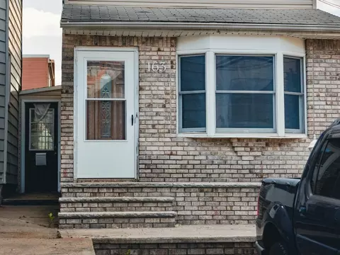 163 Avenue F, Bayonne, NJ 07002