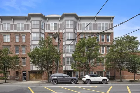 704 Clinton St #2E, Hoboken, NJ 07030
