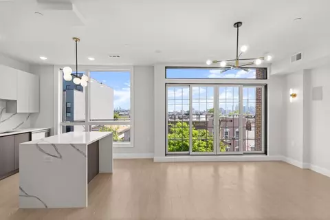 573 Palisade Ave #4A, Jersey City, NJ 07307