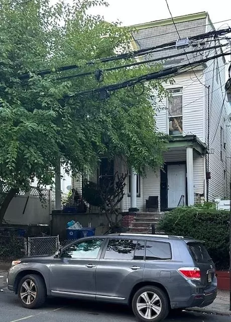 36 Claremont Ave, Jersey City, NJ 07305