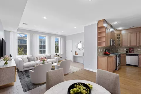 384 3rd St #2, Jersey City, NJ 07302