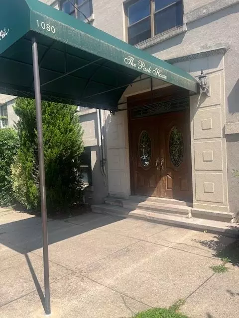 1080 Kennedy Blvd #205, Bayonne, NJ 07002