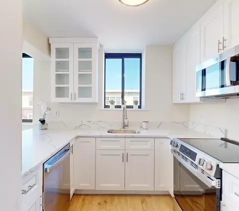 300 Newark St #6A, Hoboken, NJ 07030
