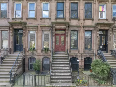 301 York St, Jersey City, NJ 07302