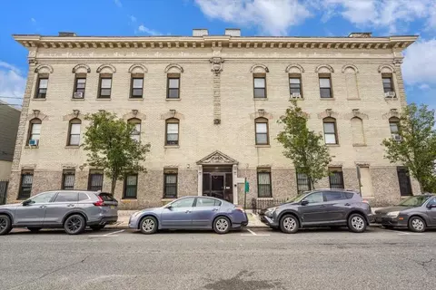 817 10th St #3A, Union City, NJ 07087