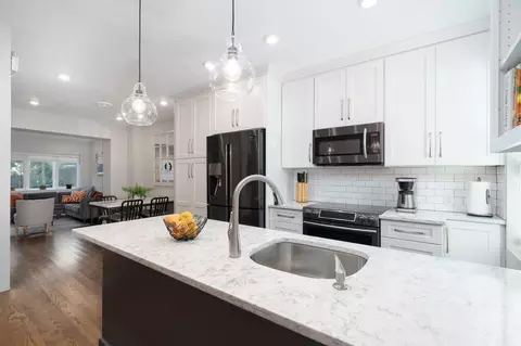 20 Willow Ter, Hoboken, NJ 07030 photo 2