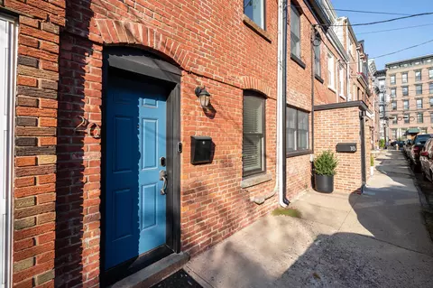 20 Willow Ter, Hoboken, NJ 07030 photo 23