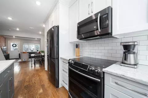 20 Willow Ter, Hoboken, NJ 07030 photo 3