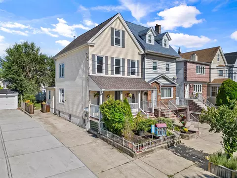 13-15 E 43rd St, Bayonne, NJ 07002