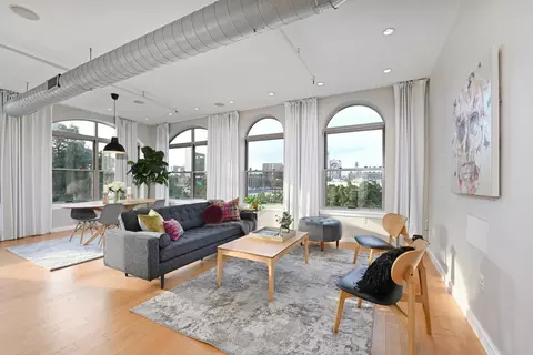 234 10th St #502, Jersey City, NJ 07302