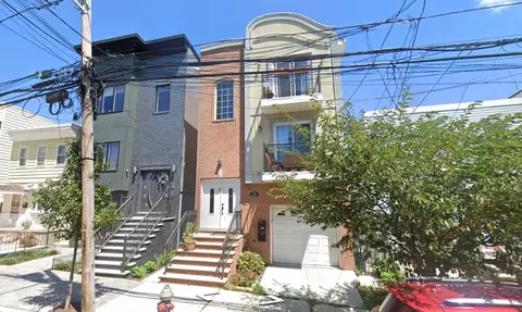 28 Bleecker St #2, Jersey City, NJ 07307