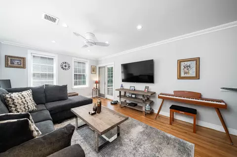 1001 Clinton St #2E, Hoboken, NJ 07030