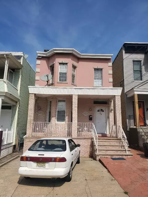 74 Boyd Ave, Jersey City, NJ 07304